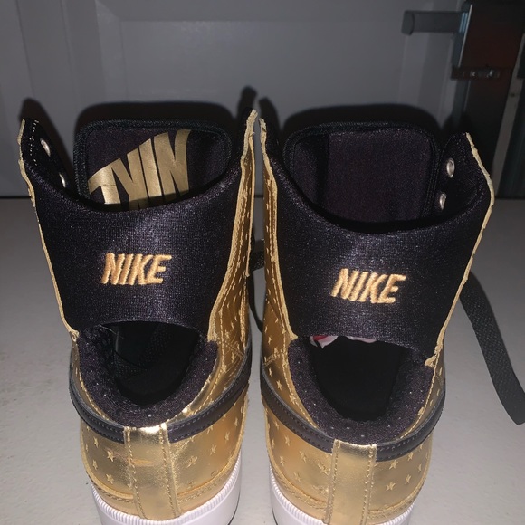 SOLD - Picture 3 of 8